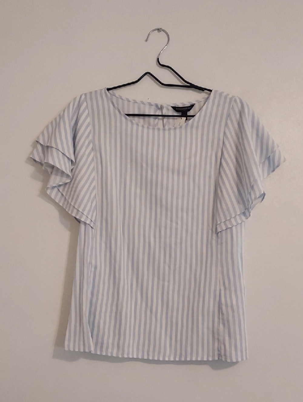 Banana Republic Ruffle Shoulder Top - Picture 3 of 9